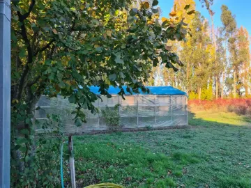 Venta de  Parcela, 2 hectáreas con casa habitación y cabaña  a 10 km de Parral