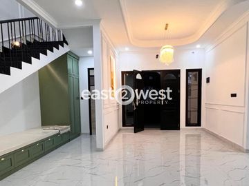 Jual Rumah Brand New Nusa Loka BSD City Tangerang Selatan Siap Huni Lokasi Strategis
