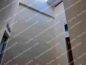 Rumah Bangunan Baru 725juta Kota Harapan Indah Bekasi
