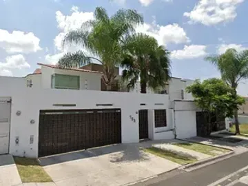 HERMOSA CASA EN VENTA