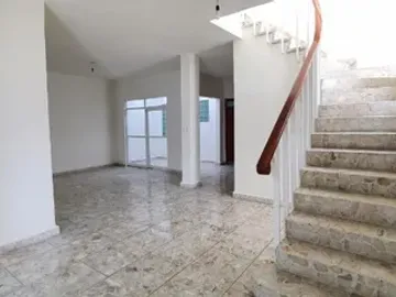 HERMOSA CASA EN VENTA