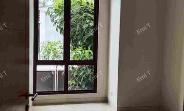 Rumah 2 lantai dekat dengan Labschool Cibubur
