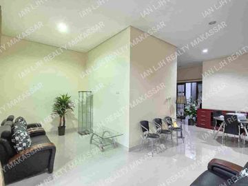 RUMAH MEWAH CLUSTER JALAN LANDAK 9x20. 4 KAMAR. SEMI FURNISH. FREE AC & WATERHEATER