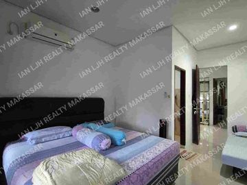 RUMAH MEWAH CLUSTER JALAN LANDAK 9x20. 4 KAMAR. SEMI FURNISH. FREE AC & WATERHEATER