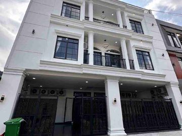 Dijual kost premium sudah ada menejemen sewa kelola