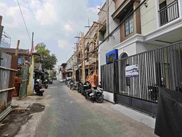 Dijual rumah kost lokasi suhat kota malang