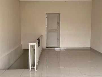 Disewakan Ruko 2,5 Lantai Siap Pakai Di Grand Galaxy Bekasi