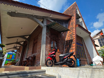 Jual Rumah Classic Kayu Jati Ada View Cantik di Perum 369 View Semarang