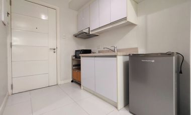 KL Tower Legaspi Village Makati 22.21 sqm studio semi furnished unit for sale