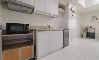 KL Tower Legaspi Village Makati 22.21 sqm studio semi furnished unit for sale