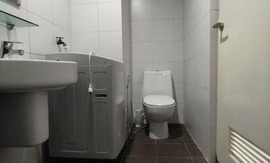 KL Tower Legaspi Village Makati 22.21 sqm studio semi furnished unit for sale