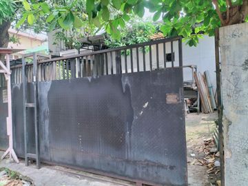 TANAH DAN BANGUNAN GROGOL PETAMBURAN JAKARTA BARAT