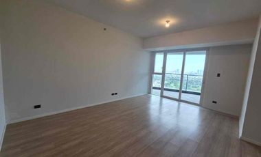 Brand new 3-Bedroom Facing Golf course in Shang Wack Wack