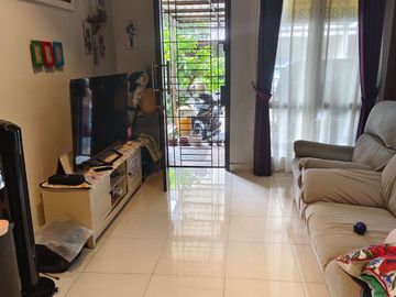Jual Rumah di Padma Residence Graha Raya Dekat Mall Living World