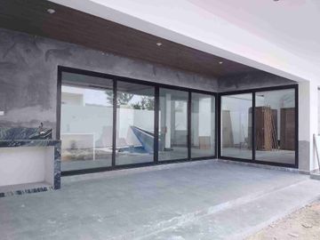 Casa en venta 2 plantas 4 rececamaras Zona sur Monterrey