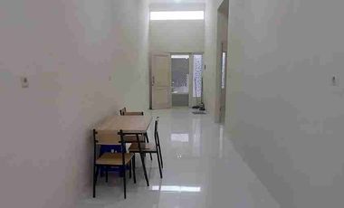 Rumah siap huni, renovasi, 
Graha Sukolilo Regency, Surabaya Timur.