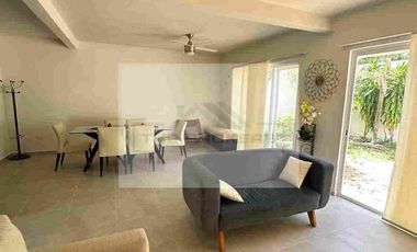 Hermosa y Acogedora Casa de 3 Recámaras en Mallorca 3 Polígono Sur