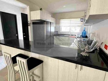 Hermosa y Acogedora Casa de 3 Recámaras en Mallorca 3 Polígono Sur