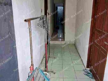 Dijual Rumah Kost 2 lantai, 10 pintu + 1 toko. Lokasi Strategis dekat area bisnis TB.Simatupang, Jakarta Selatan. - Unit jarang ada, sudah ada penyewa kost, investasi untung!!