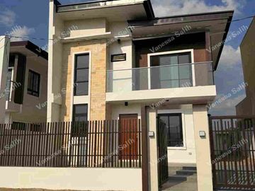 RFO House and Lot in Mendez Cavite -Tagaytay Climate