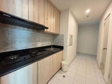 Sewa Murah Cepat Apartment St Moritz Lippo Puri Indah Jakarta Barat