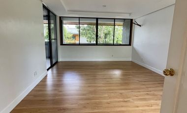 Deluxe 4 Bedroom House and Lot for Sale in Ayala Southvale Sonera, Las Piñas City