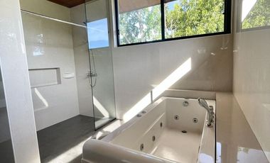 Deluxe 4 Bedroom House and Lot for Sale in Ayala Southvale Sonera, Las Piñas City