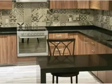 HERMOSA CASA ESTA ESPERANDO POR TI