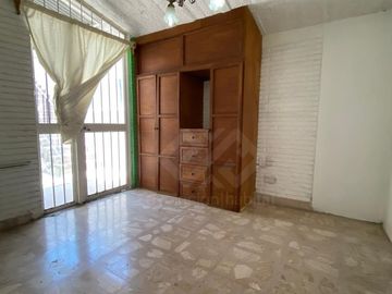 CASA EN VENTA EN AL SUR CUERNAVACA, MOR CASA DE 1 NIVEL EN ACAPANTZINGO, CON BUNGALOW INDEPENDIENTE