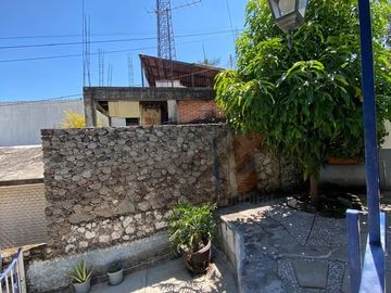 CASA EN VENTA EN AL SUR CUERNAVACA, MOR CASA DE 1 NIVEL EN ACAPANTZINGO, CON BUNGALOW INDEPENDIENTE