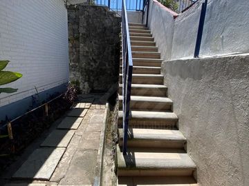 CASA EN VENTA EN AL SUR CUERNAVACA, MOR CASA DE 1 NIVEL EN ACAPANTZINGO, CON BUNGALOW INDEPENDIENTE