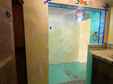 CASA EN VENTA EN AL SUR CUERNAVACA, MOR CASA DE 1 NIVEL EN ACAPANTZINGO, CON BUNGALOW INDEPENDIENTE