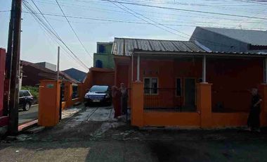 Disewakan Rumah Hook Luas Dekat Stadion Pakansari Bogor