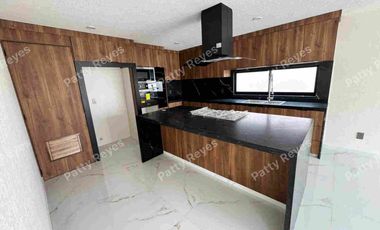 Casa Nueva en VENTA, Metepec, dentro de Resiencial con amenidades.