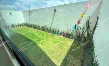 Casa Nueva en VENTA, Metepec, dentro de Resiencial con amenidades.