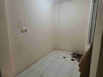 Dijual rumah SHM cluster grand galaxy 1.3 M nego sdh renovasi 1 1/2 lantai
