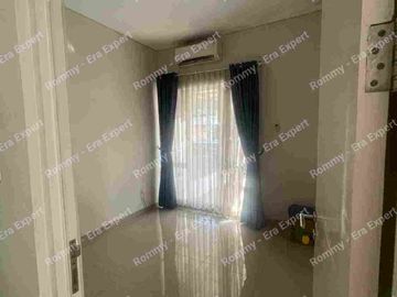 Dijual Rumah 2 Lantai Siap Huni Harga Murah Lokasi dekat Stasiun MRT di Metland Cakung Jakarta Timur