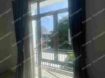 Dijual Rumah 2 Lantai Siap Huni Harga Murah Lokasi dekat Stasiun MRT di Metland Cakung Jakarta Timur