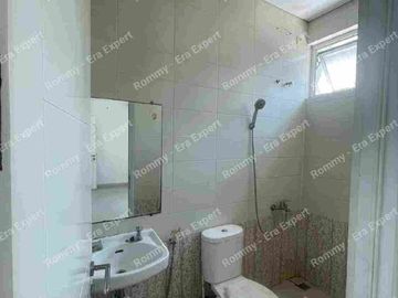 Dijual Rumah 2 Lantai Siap Huni Harga Murah Lokasi dekat Stasiun MRT di Metland Cakung Jakarta Timur