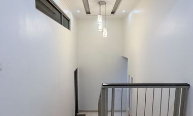 Rumah Mewah Golf Island PIK 1 Dijual Harga Murah Full Furnished SIap Huni Bisa Kredit Sudah HGB Penjaringan Jakarta Utara