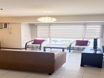 FOR SALE! 2 Bedrooms in The Columns, Makati City