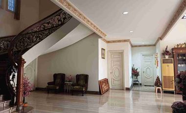 DISEWAKAN RUMAH HOOK FULL FURNISH PERUM MEWAH GALAXY BUMI PERMAI