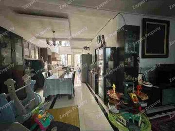 Rumah Cantik Manyar Surabaya