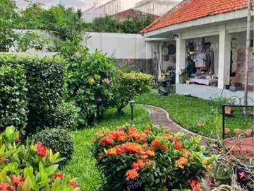 Pusat Kota‼️ Rumah Vintage Area Raya Darmo Surabaya