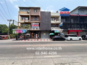 Four-story commercial building, 18 square wah (approximately 72 sq m), located on Soi Phatthanakan 53, Phatthanakan Road, near Srinakarin Road, Phra K