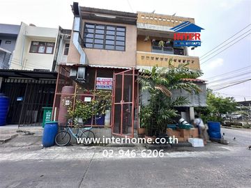 Four-story commercial building, 18 square wah (approximately 72 sq m), located on Soi Phatthanakan 53, Phatthanakan Road, near Srinakarin Road, Phra K