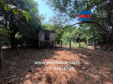 Vacant land, 420 sq.wa. (approximately 1,198 sq.m.), Baan Ao Village, near Phak Hai School, Highway No. 33 and Highway No. 3454, Phak Hai, Phra Nakhon