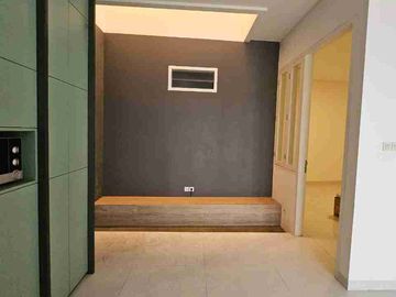 Rumah 2 Lt Bebas Banjir Dekat LRT Cikunir