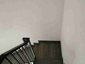 Rumah 2 Lt Bebas Banjir Dekat LRT Cikunir
