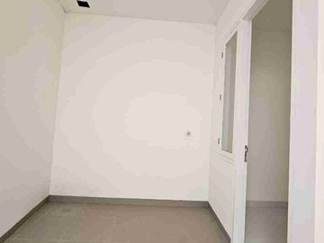 Rumah 2 Lt Bebas Banjir Dekat LRT Cikunir